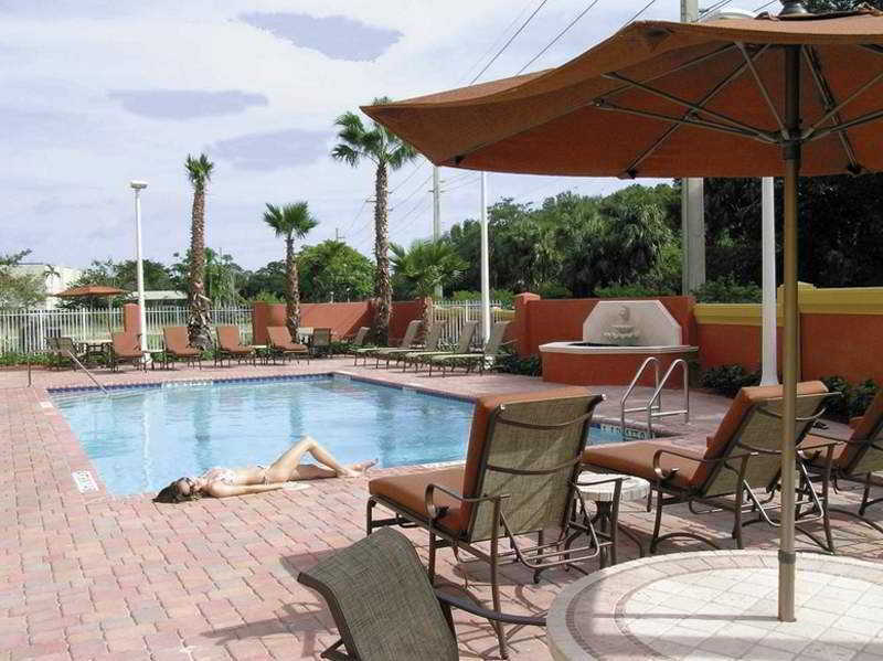 Holiday Inn Express Hotel & Suites Fort Lauderdale Airport/Cruise Port, An Ihg Hotel Létesítmények fotó